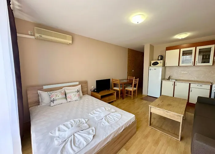 Privilege - Menada アパート エレニテ