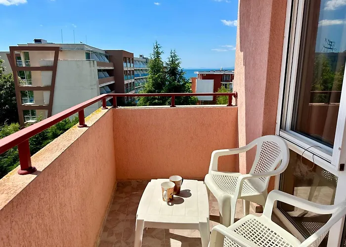 Privilege - Menada *