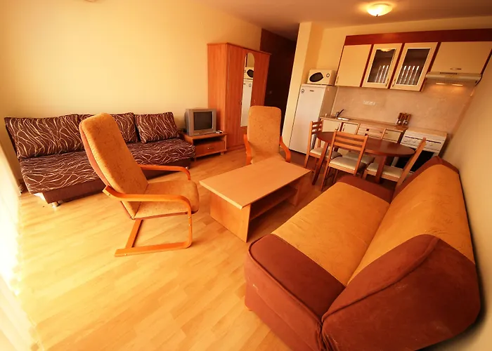 Privilege - Menada アパート