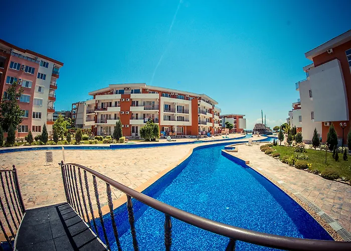 アパート Privilege - Menada エレニテ