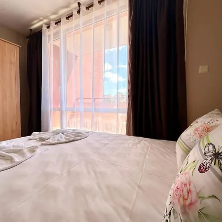 Appartamento Privilege - Menada Elenite