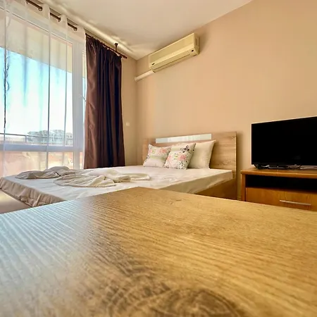 Privilege - Menada Elenite