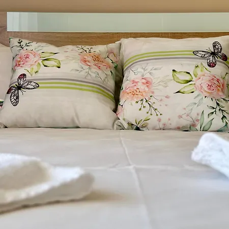 Privilege - Menada Apartment